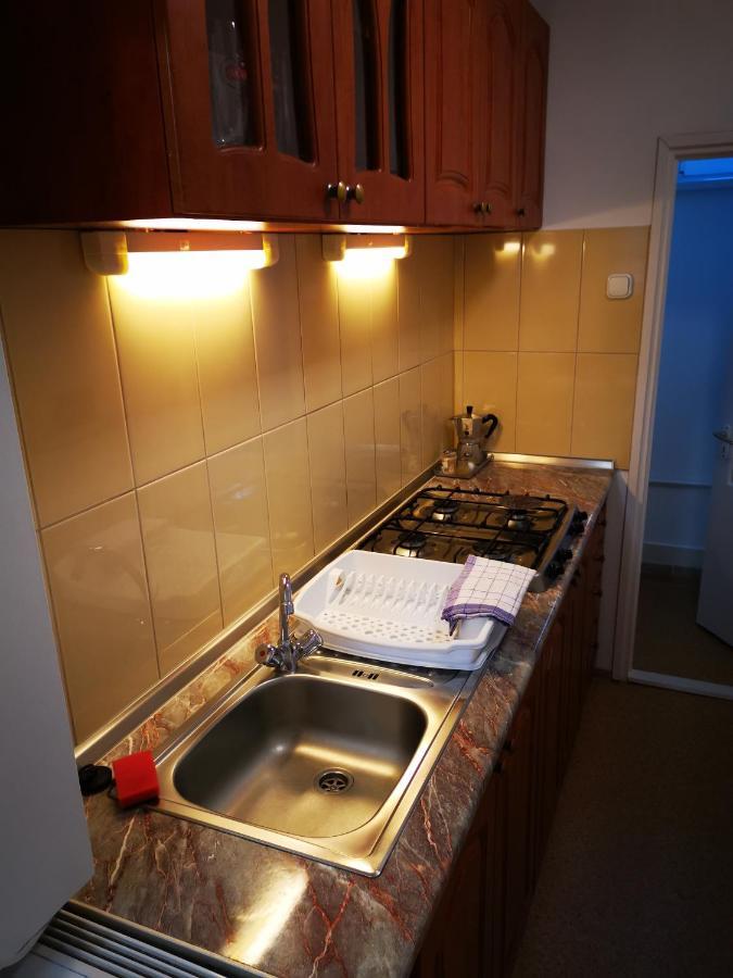 Mate Apartman Gyula Εξωτερικό φωτογραφία