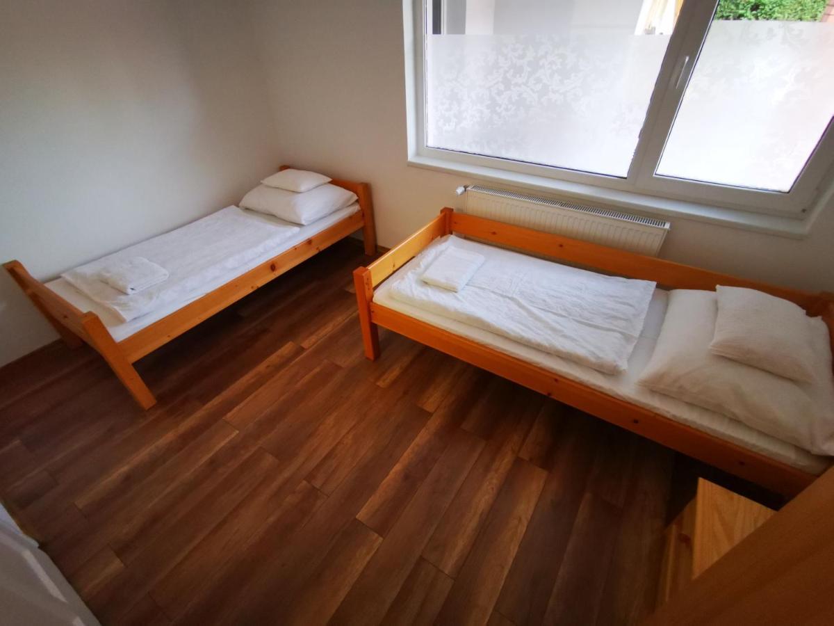 Mate Apartman Gyula Εξωτερικό φωτογραφία