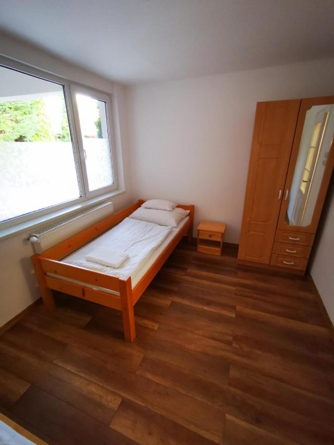 Mate Apartman Gyula Εξωτερικό φωτογραφία