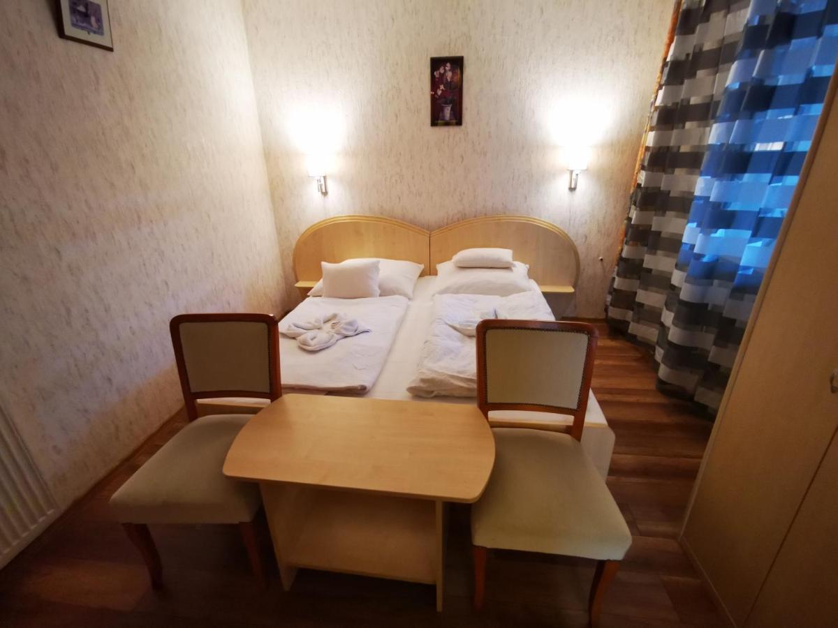 Mate Apartman Gyula Εξωτερικό φωτογραφία